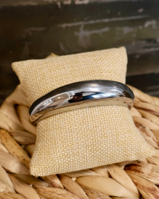 The Alex Bangle