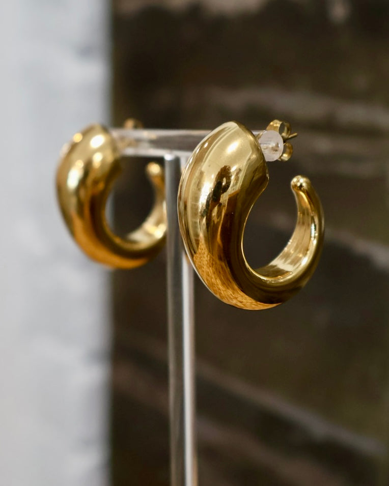 The Comma Earrings