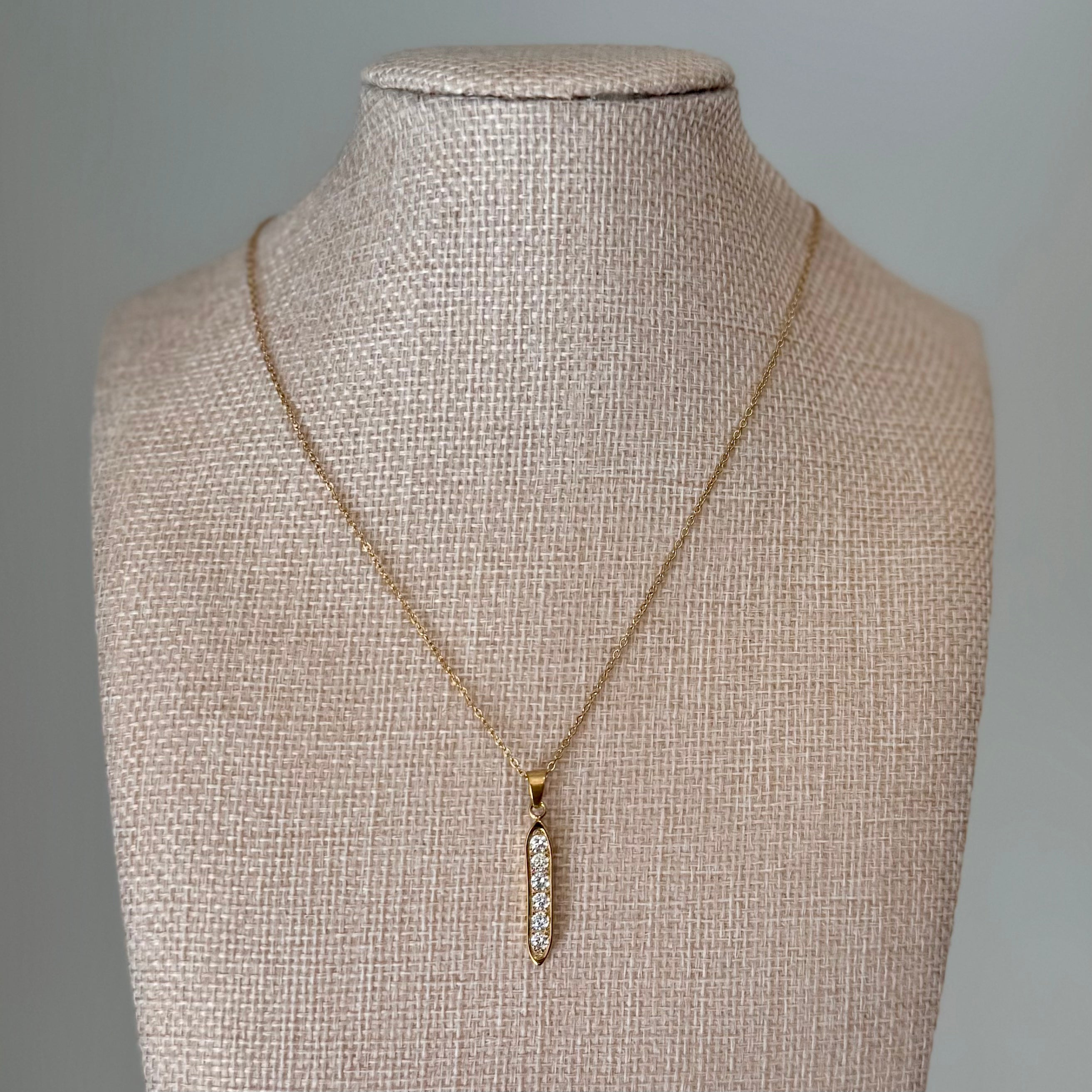 The Linear Necklace