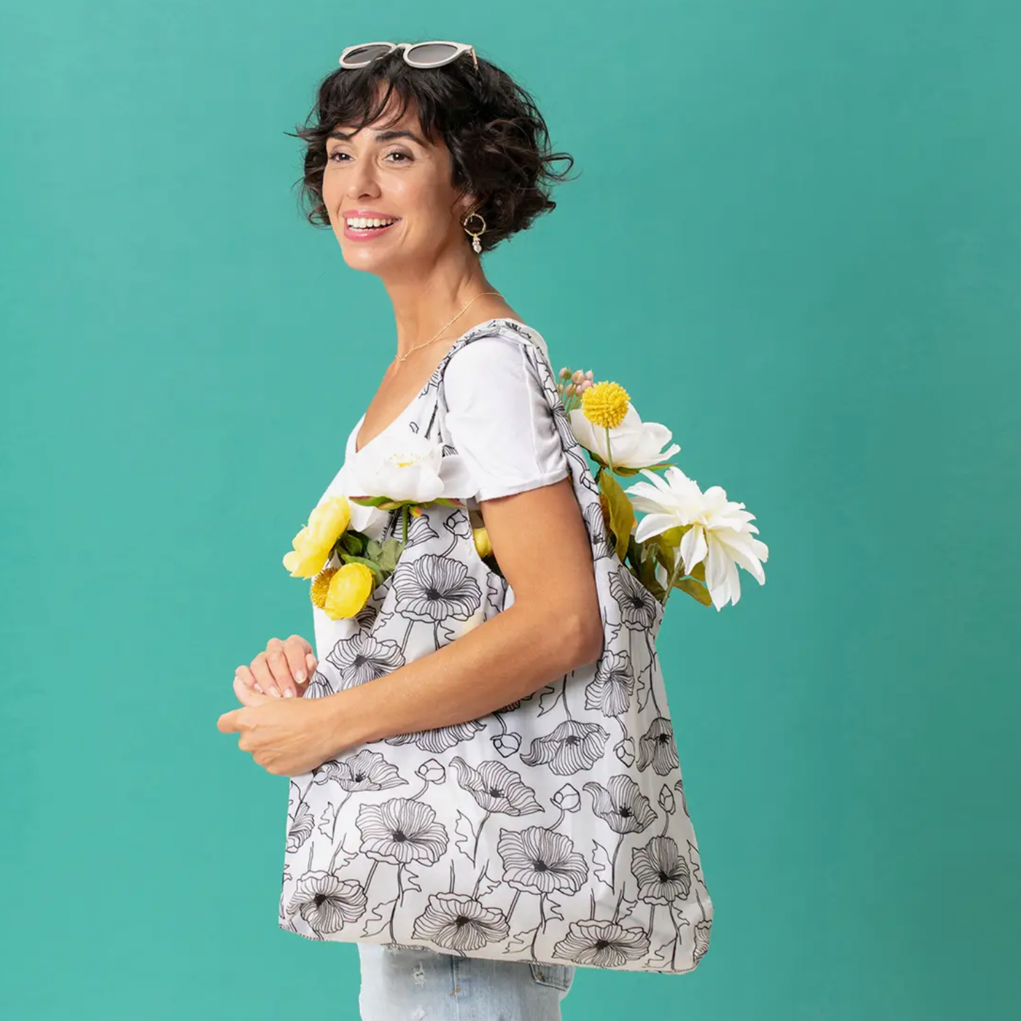 Black & White Reusable Shopper