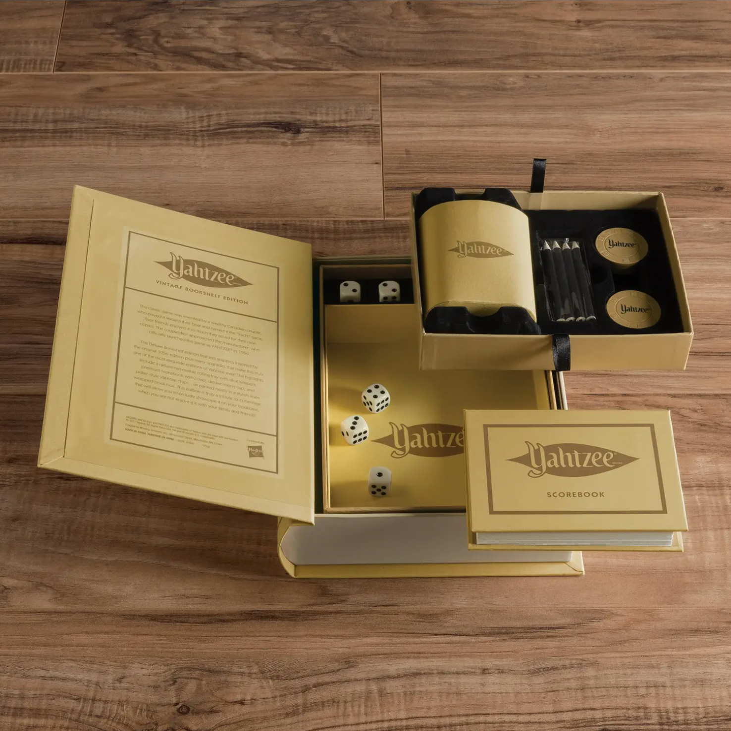 Yahtzee (Vintage Bookshelf Edition)