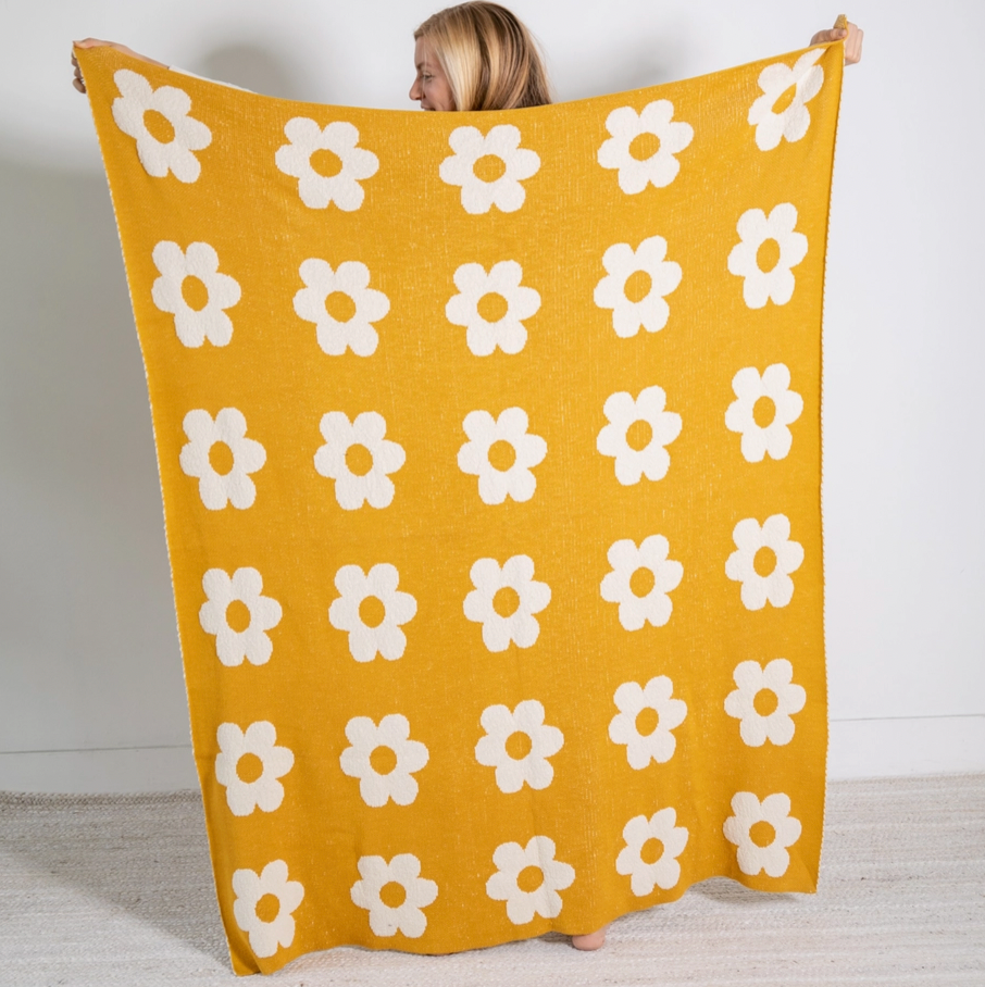 Thick & Thin Flower Blanket