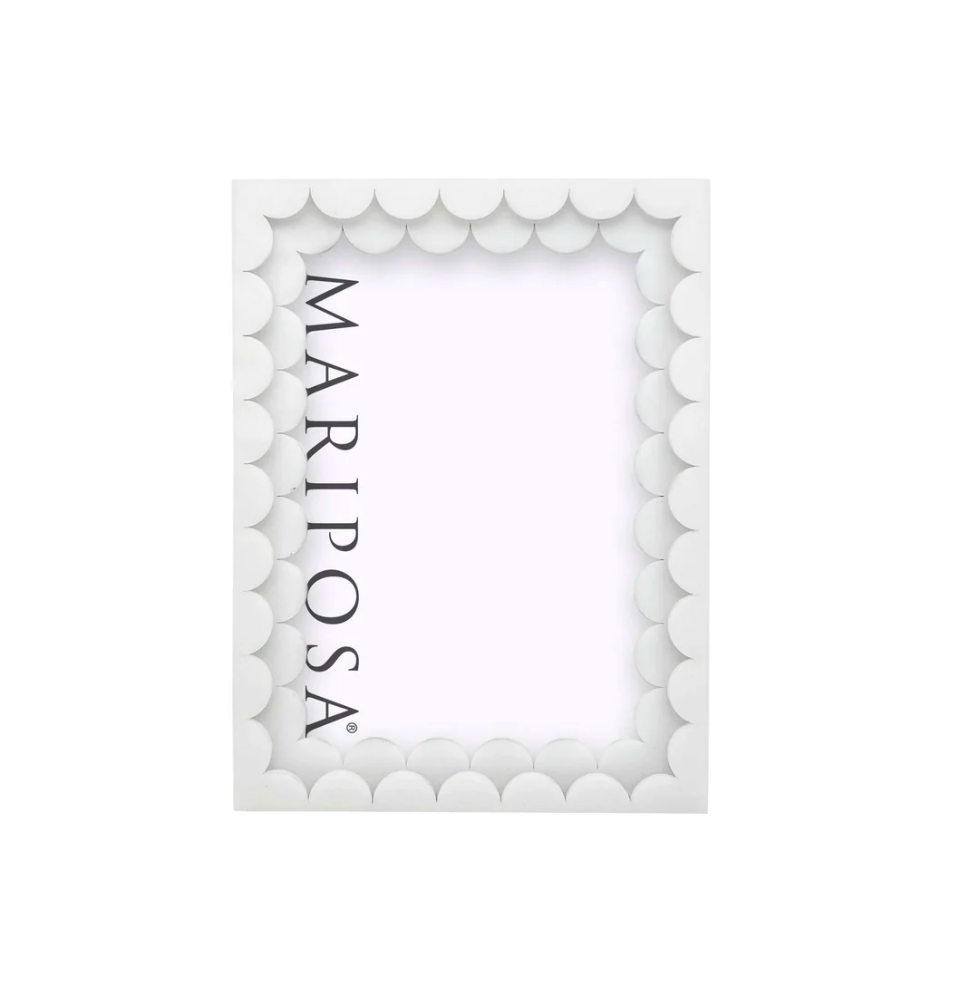 White Acrylic Double Scallop 5x7 Frame