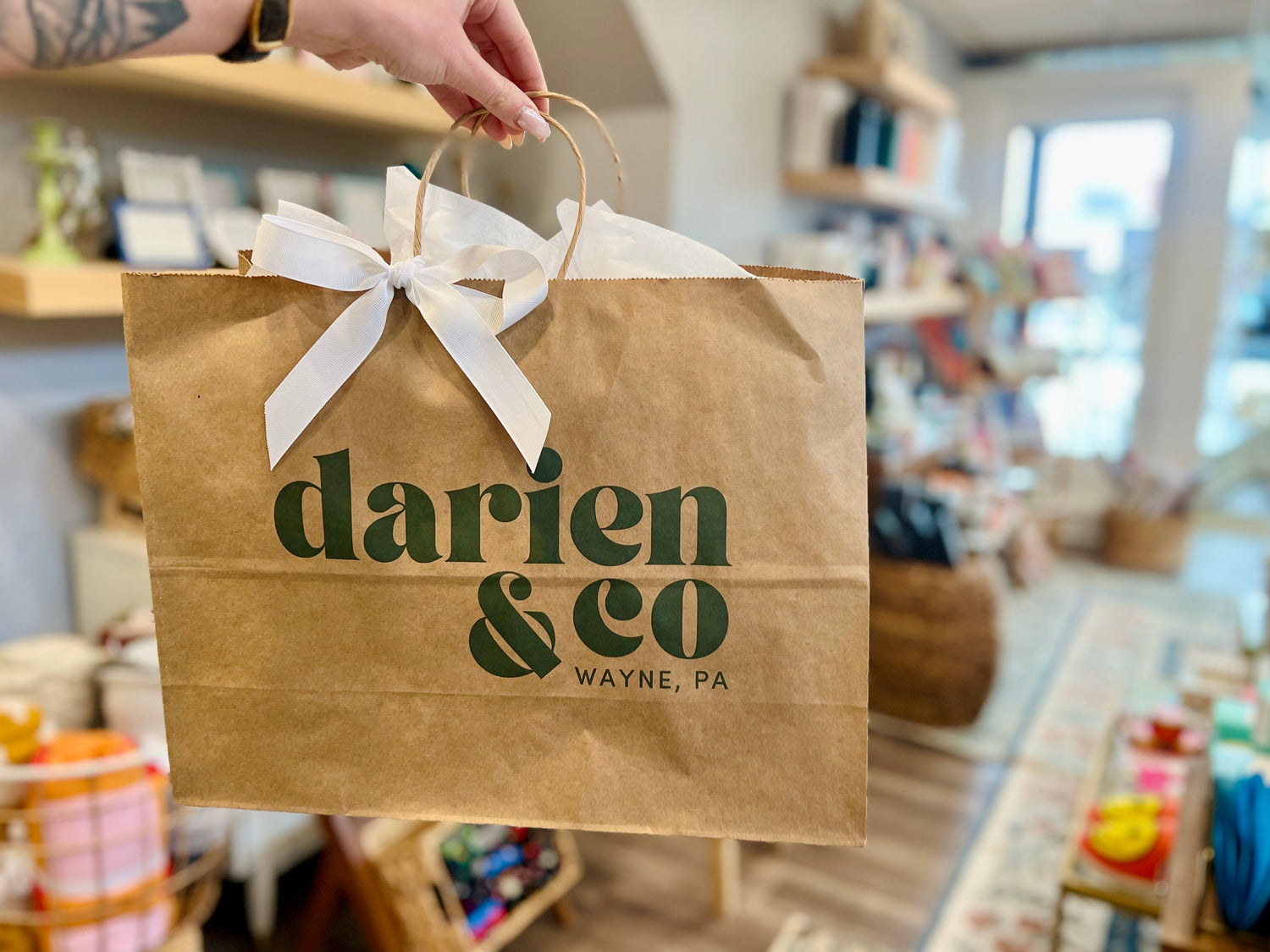 10 Reasons to Shop Small This Holiday Season and Feel Good About It