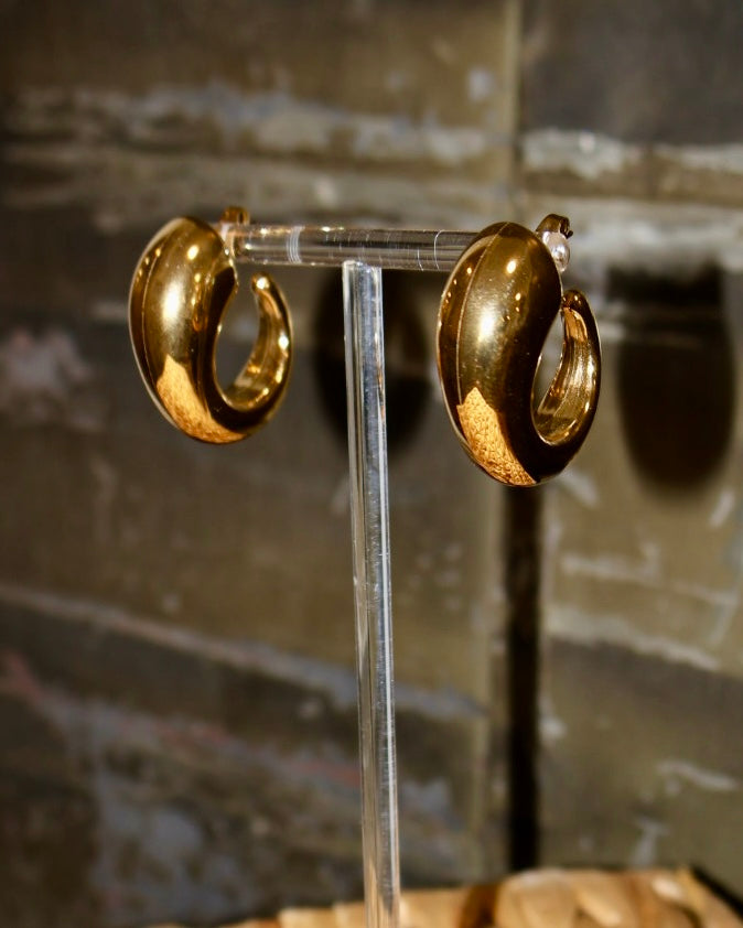 The Comma Earrings