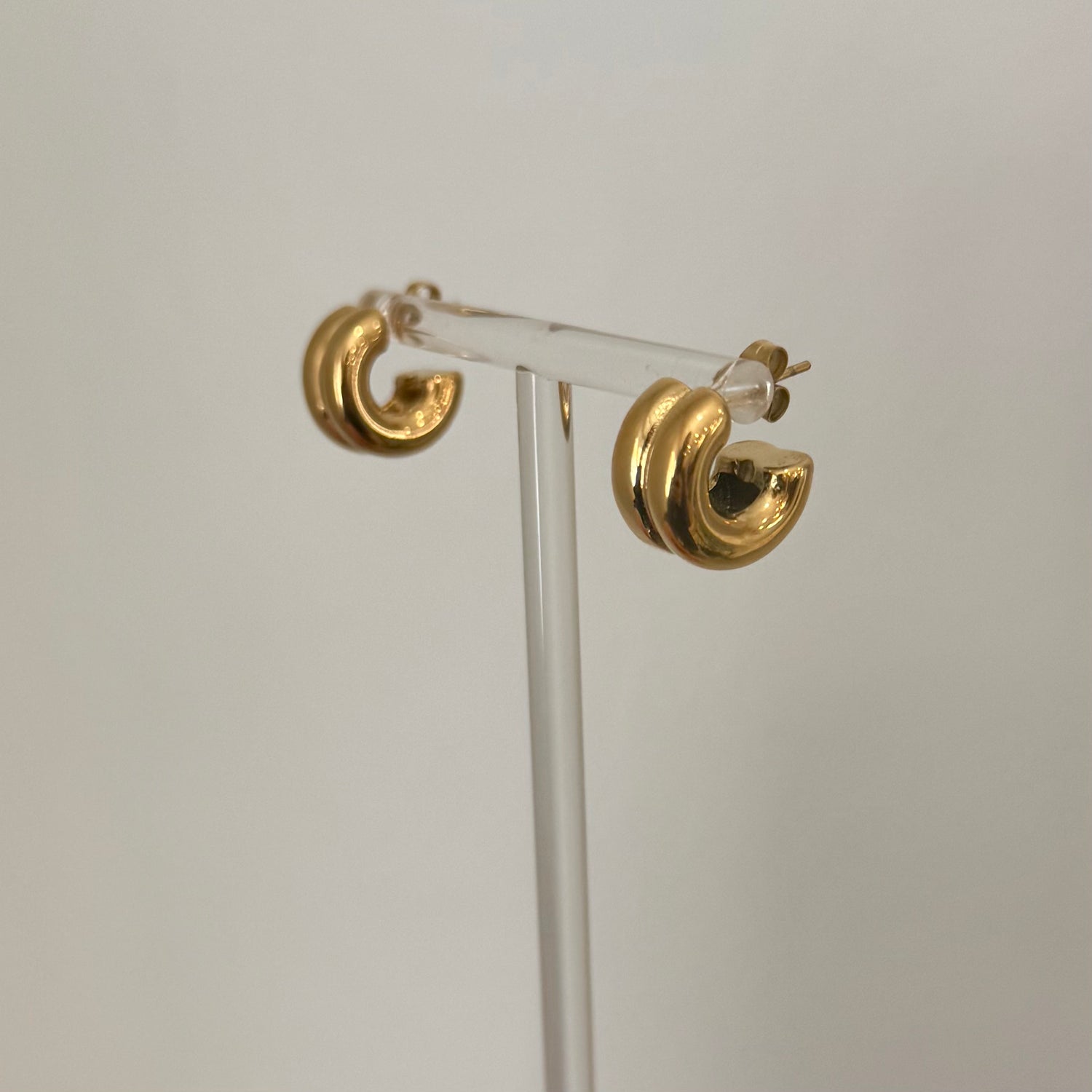 The Double Barrel Huggies