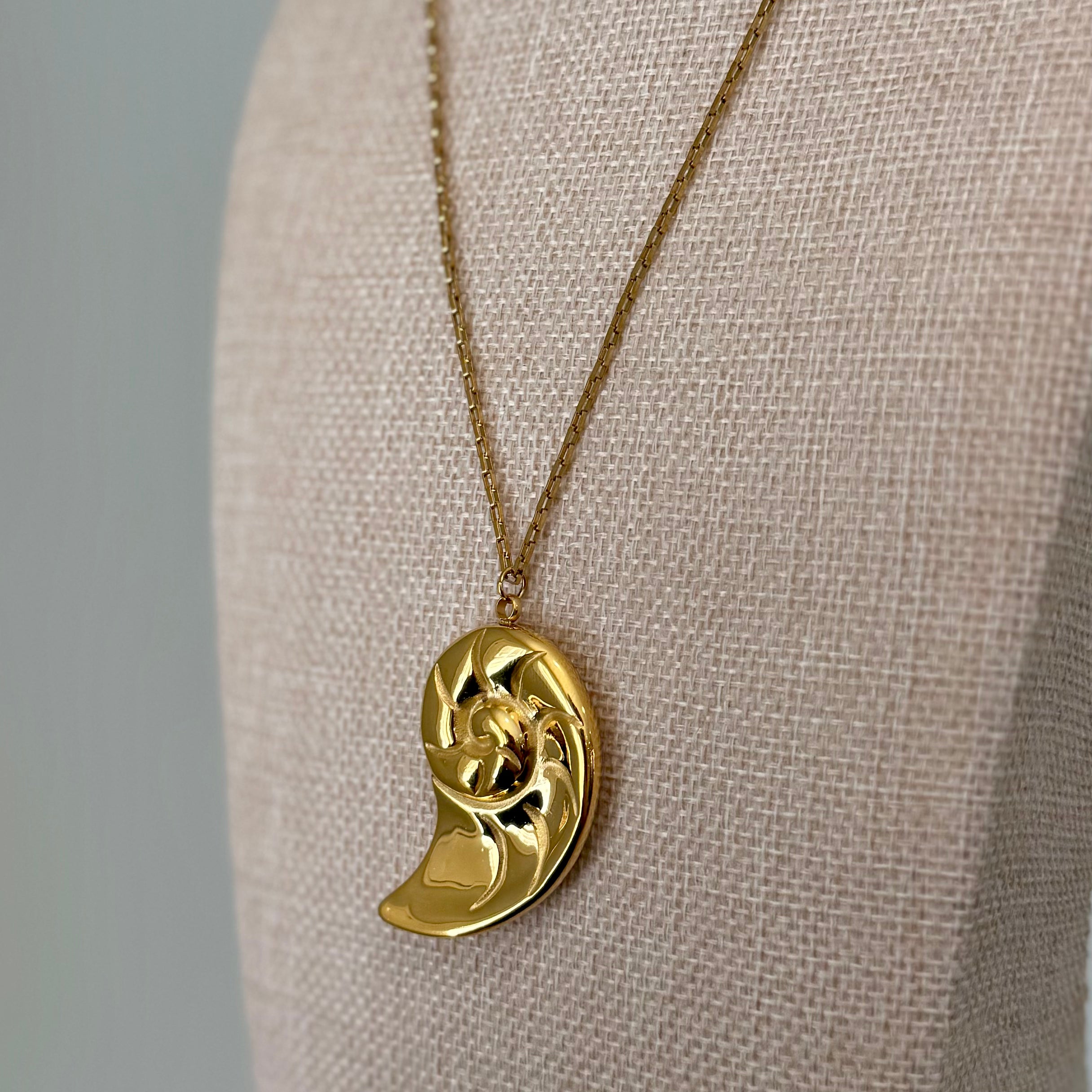 The Janie Shell Necklace