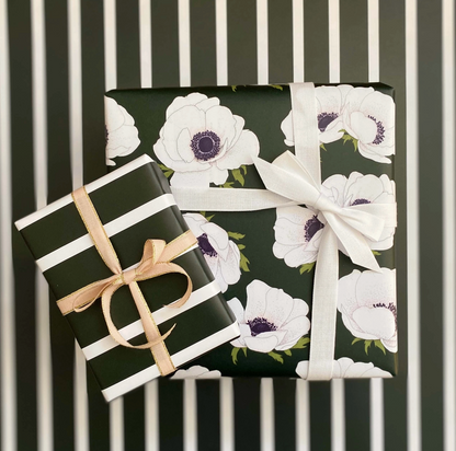 White Anemone Double Sided Wrapping Paper (3 sheets/roll)