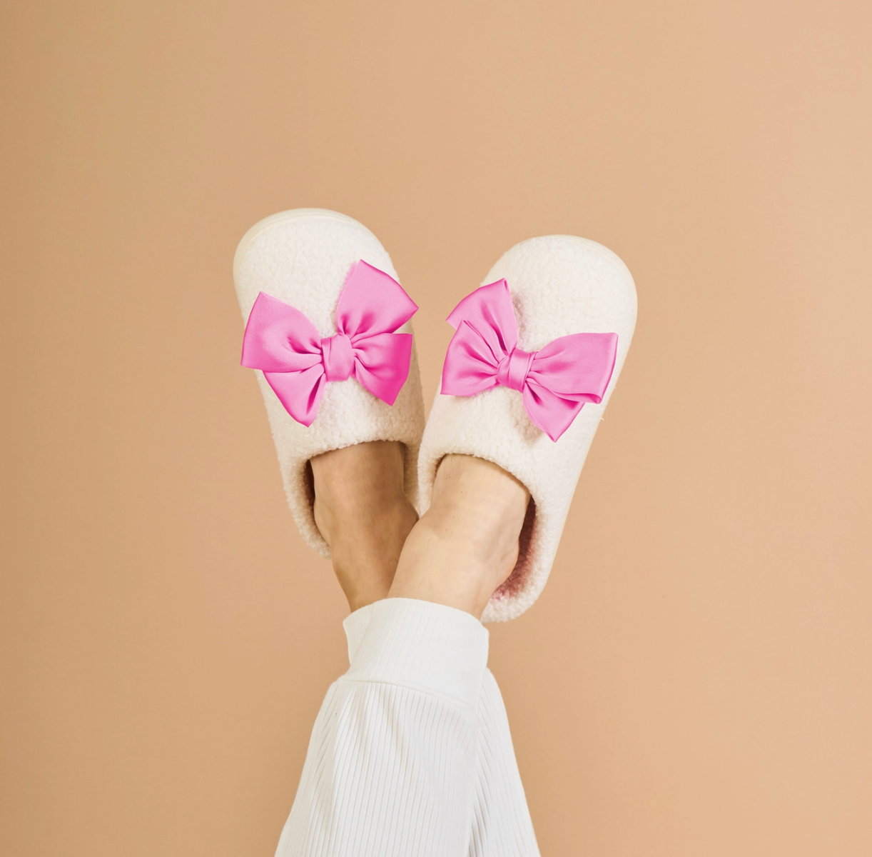 Hot Pink Bow Slipper