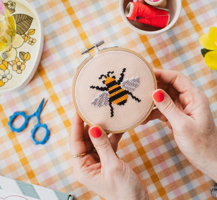 Bumble Bee Beginner Counted Cross Stitch Kit